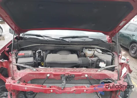 2024 Chevrolet Silverado 1500 4Wd Short Bed Lt Trail Boss z USA, uszkodzony, nr VIN 3GCUDFED9RG358369